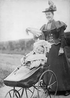 Nikolaevna: Olga of Russia with her nurse