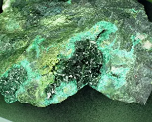 Hydroxide: Olivenite
