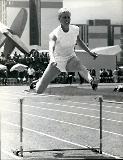 Hurdling: Olympics - Pan American Games