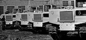 Onega: Onega tractor plant