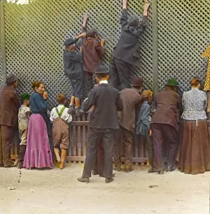 Overcrowding: Some onlookers that don't want to pay for
