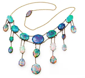 Multicoloured: Opal necklace