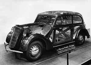 Plexiglas: Opel Olympia sedan, 1937