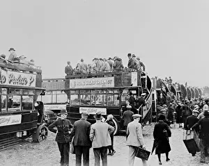 Salad: Open-topped buses at the Epsom Derby, 1933