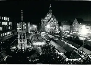 Lanes: Opening of the Christkindlmarkt in Nurembergh: