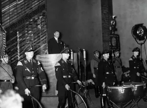 Mayer: Opening of the exhibition German People - German Work in B