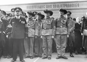 Thereby: Opening of the exhibition The Soviet Paradise, 1942