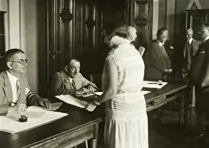 Bahnhof: Opening of the Foreign Exchange Control Office, 1931
