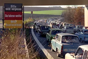 Schild: Opening of German-German border - Berlin