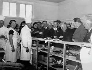 Miklas: Opening of the Kochkunstausstellung