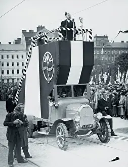 Theiss: Opening of the new Reichsbruecke
