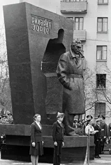 Authors: Opening of sculptural composition devoted to Hero