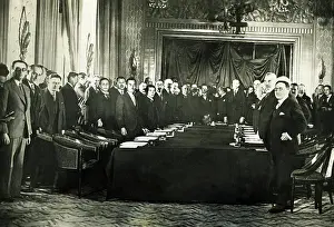 Messenger: Opening session of the Paris Economic Conference, 1919