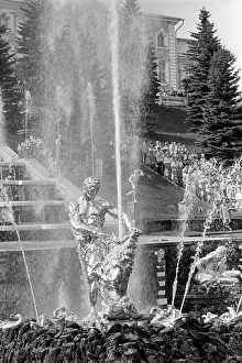 Fountains: Opening of summer season in Peterhof