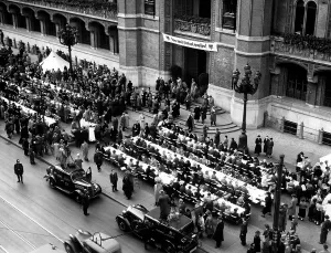 Whilst: Opening of the winter war relief in Berlin 1942