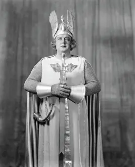 Lauritz: Opera singer Lauritz Melchior, (1980-1973), ?