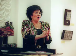 Tamara: Opera singer Tamara Sinyavskaya, 1995