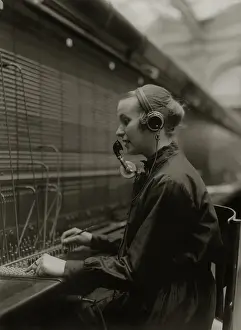 Console: The operator, 1934