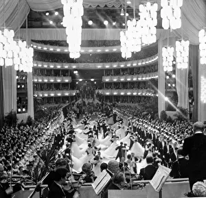 Ballrooms: Opernball 1956