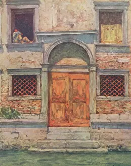 Mortimer: The orange door - Venice, Italy