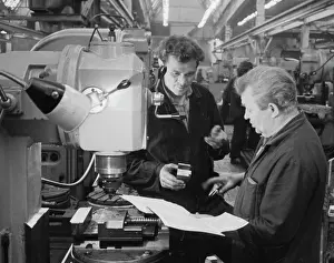 Ordzhonikidze: Ordzhonikidze machine tool plant