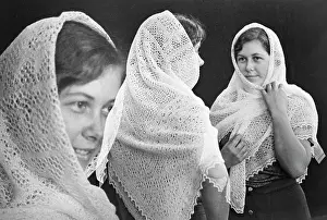 Orenburg: Orenburg Wool Shawl