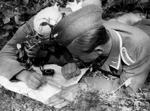 Learn: Orientation practice in a military training camp, 16.09.1943