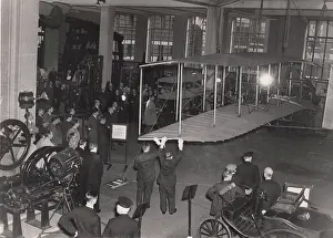 Attache: The original 1903 Wright Flyer on display - Science Museum