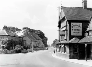 Ormesby: Ormesby, the Red Lion c1955