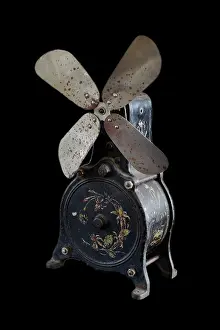 Fanning: Ornate fan