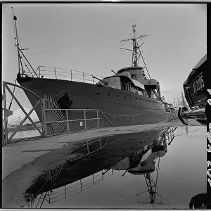 Squall: ORP Burza - Wicher-class destroyer of the Polish