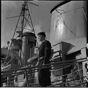 Squall: ORP Burza - Wicher-class destroyer of the Polish