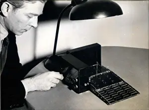 Fells: Otto Faust with light-activated radio