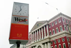 Tverskaya: Outdoor advertising, 1992