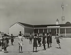 Gees: Outdoor exercise class at the new school at Gee's
