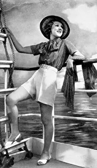 Shantung: Outfit for beach and deck wear