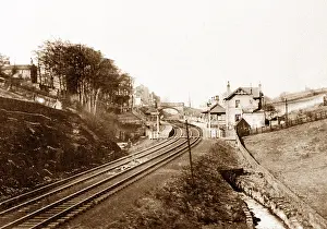 Halifa: Ovenden - Railway Station - Halifa