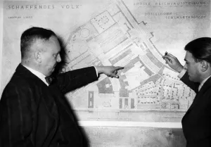 Gestures: Overall plan of the exhibition Schaffendes Volk (Produ