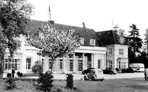 Solarium: Overstone, the Solarium Hotel c1955