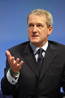 Sitzen: Owen Paterson MP