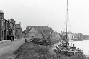 Owston: Owston Ferry, South End