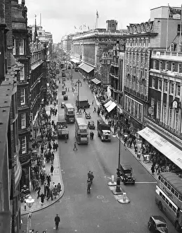 Thoroughfare: Oxford Street, c. 1950