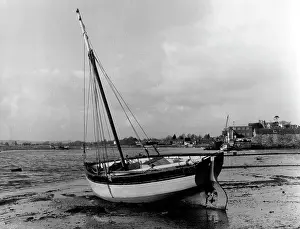 Topsham: Oyster boat on River Exe, Topsham, Devon