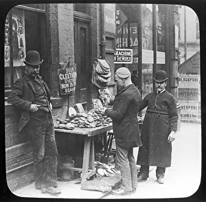 Hatted: OYSTER STALL, ENGLAND