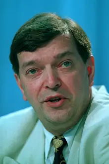Paavo: Paavo Vayrynen