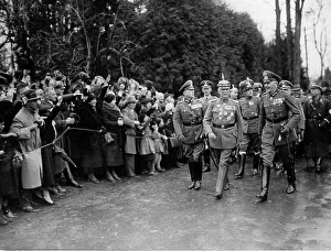 Tutzing: Pacing the front