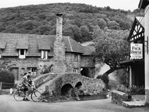 Allerford: PACK HORSE BRIDGE