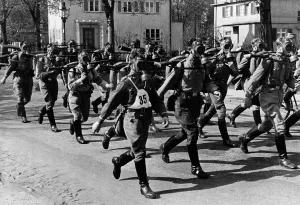 Sovereignty: Pack march championship in Leipzig, 1938
