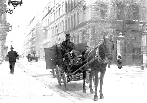 Parcel: package post wagon in Vienna, 1909