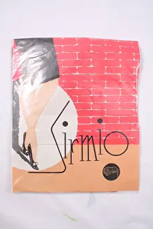 Nylons: Packaging for Sirmio Italian stockings